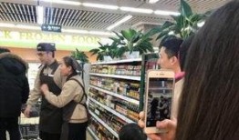网友爆料莲家超市视频,网友热议背后的真相